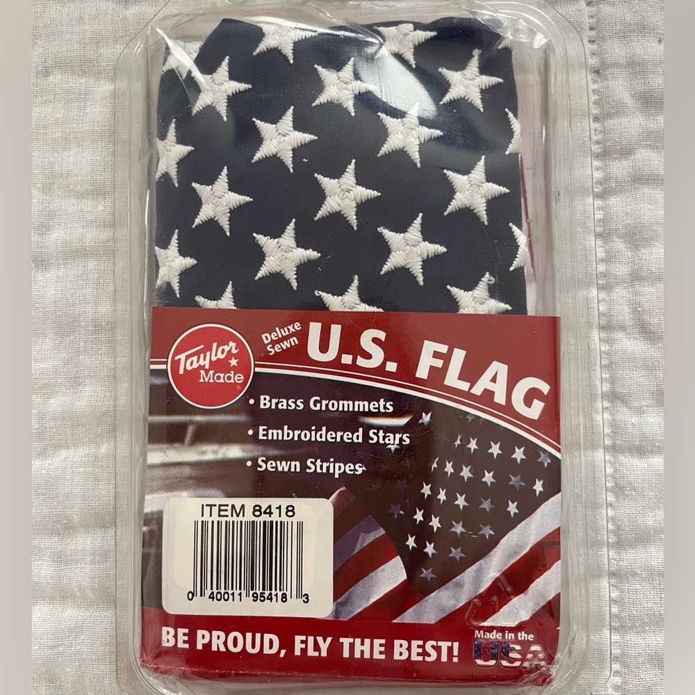 NWT Taylor Made United States Flag with Stars and Stripes